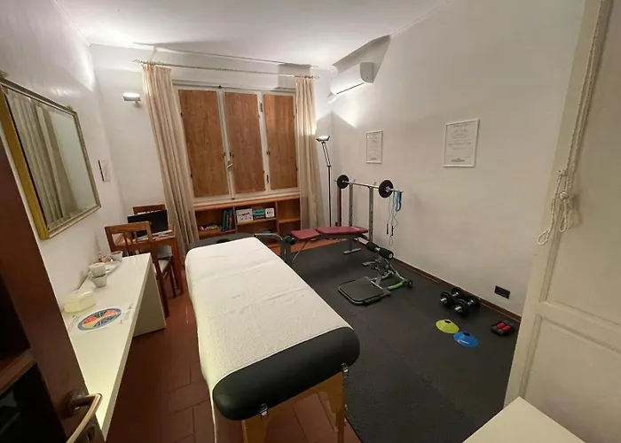 Le 5 Vie Con Tripla Bed and Breakfast 4*